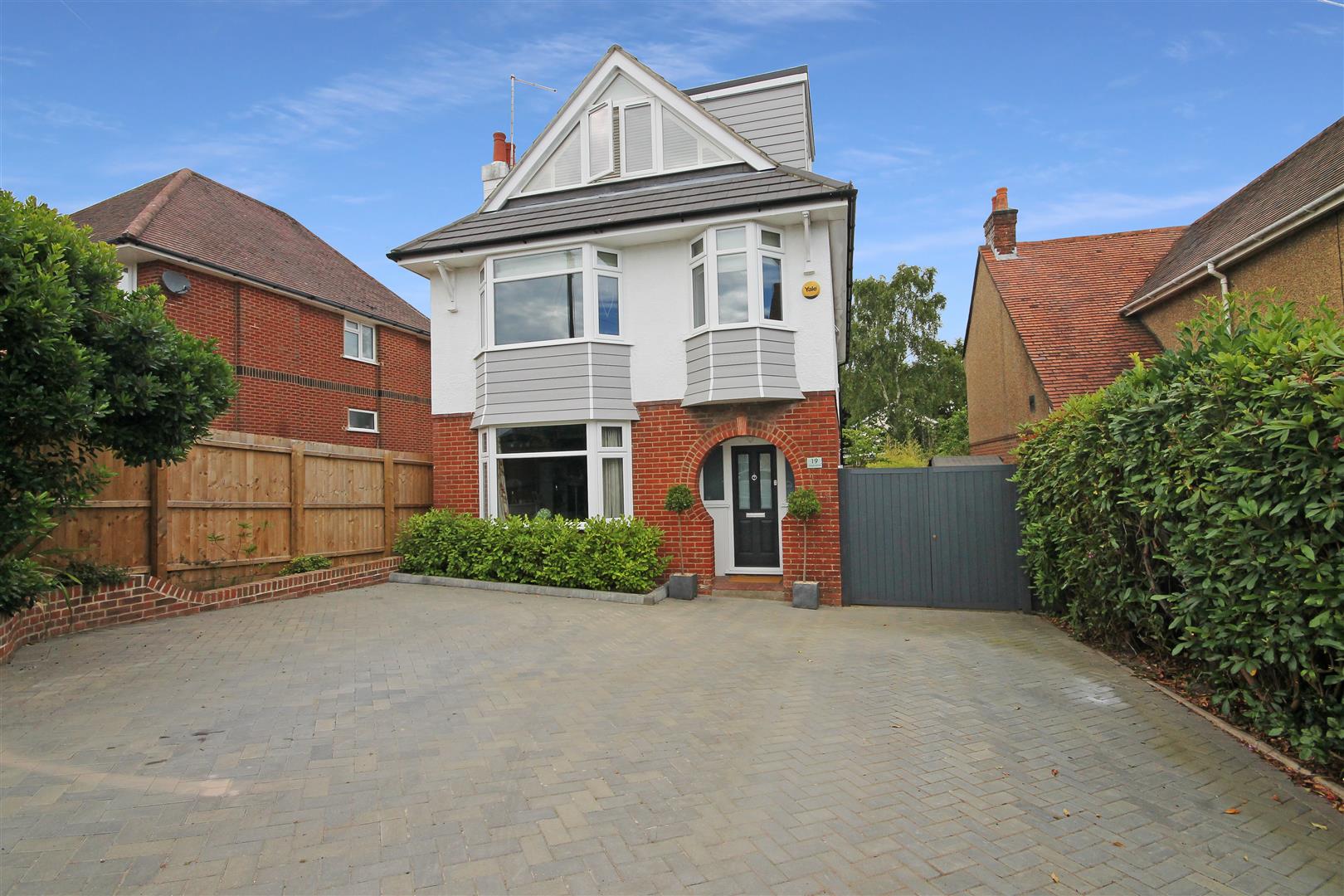 5 Bedroom House Gorsehill Road, Poole